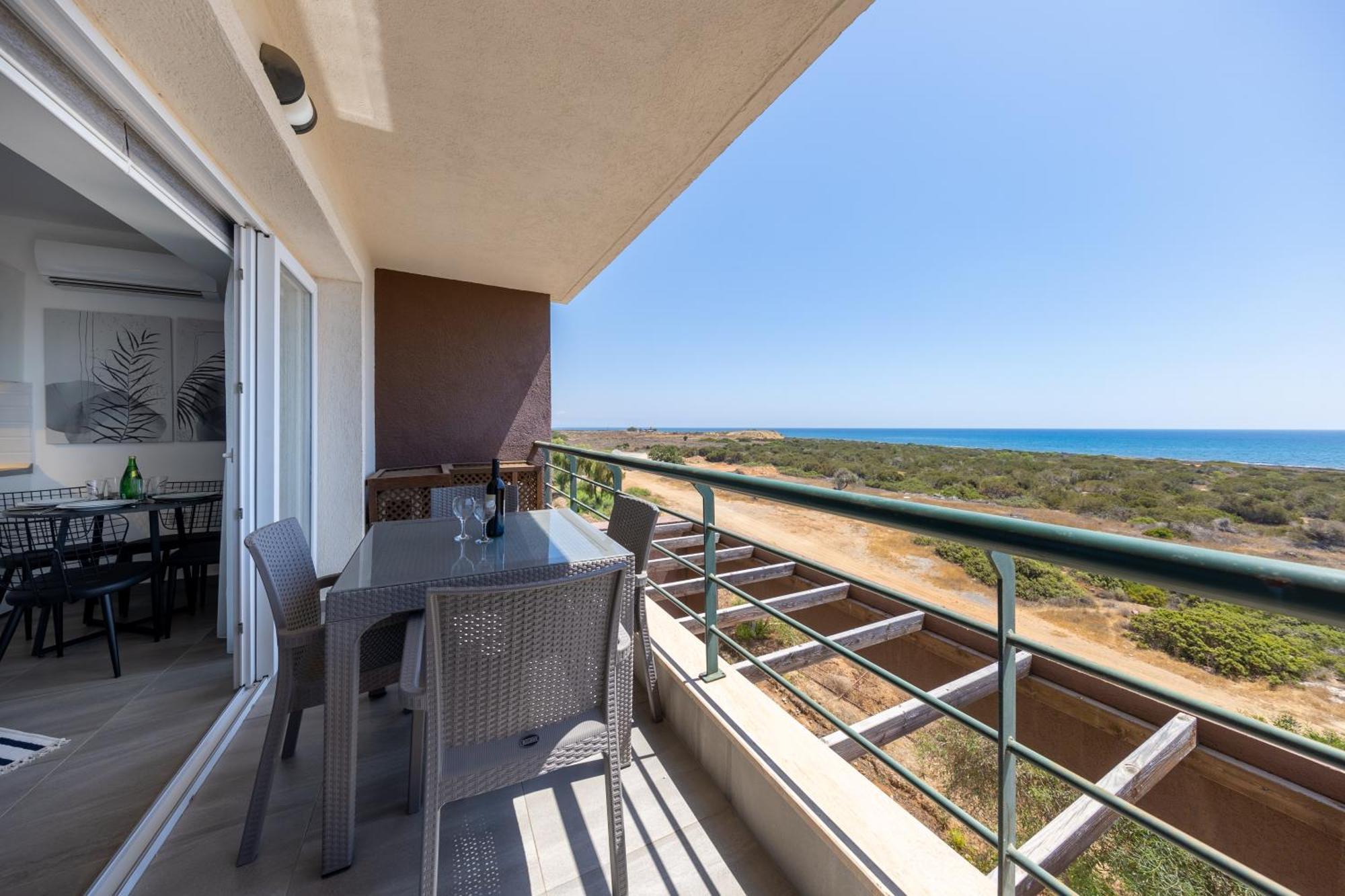 Thalassa Beach Resort & Spa Retreat Vokolidha Exteriör bild